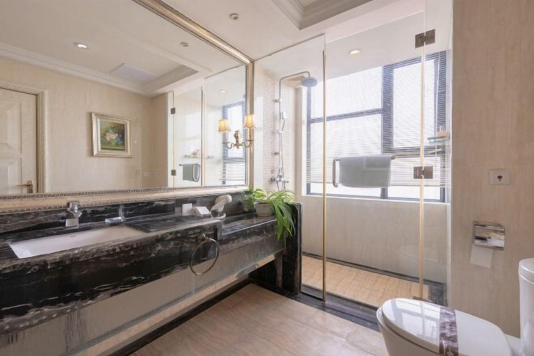 Bathroom 4, Hongjia International Hotel, Zhengzhou