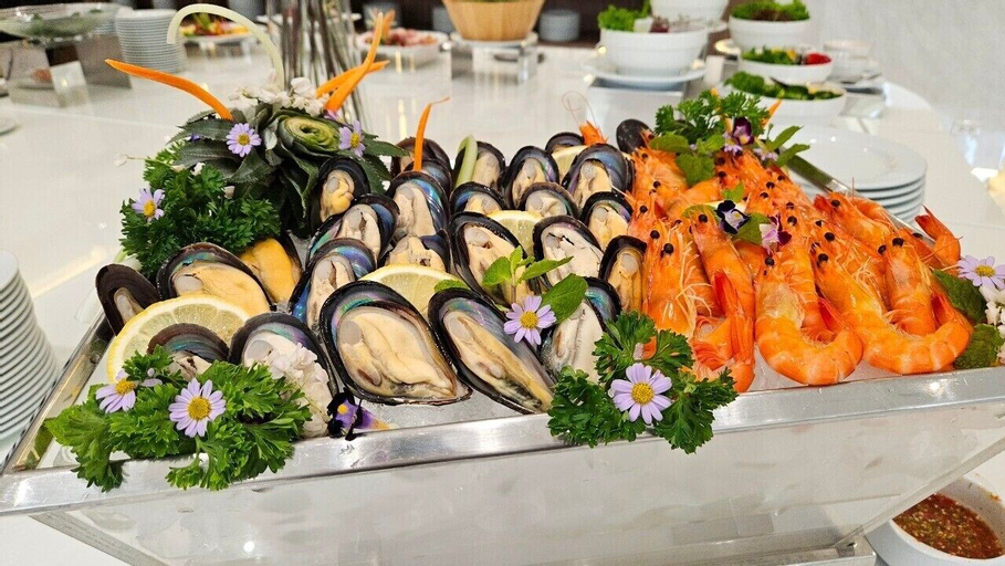 Food & Drinks 14