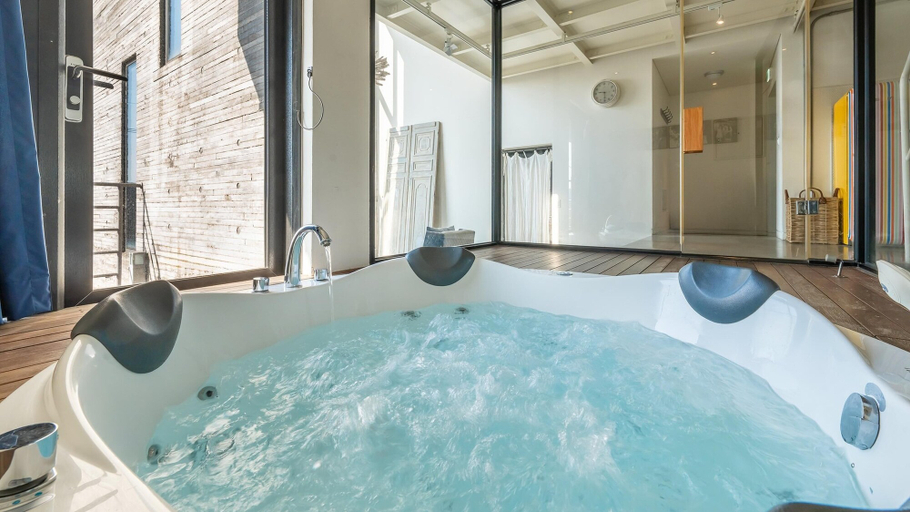 Sport & Beauty 1, Yeongheungdo Boutiquepassecomposepension, Ongjin