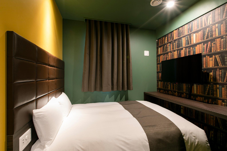Bedroom 12