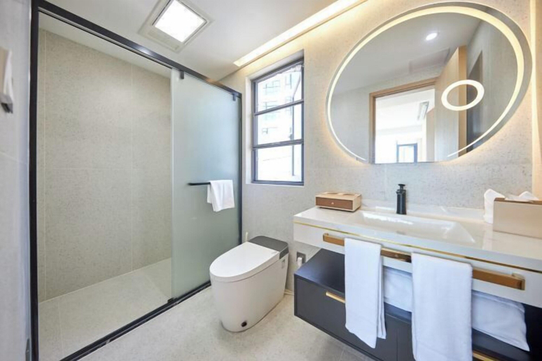 Bathroom, Otter Home, Zhoushan