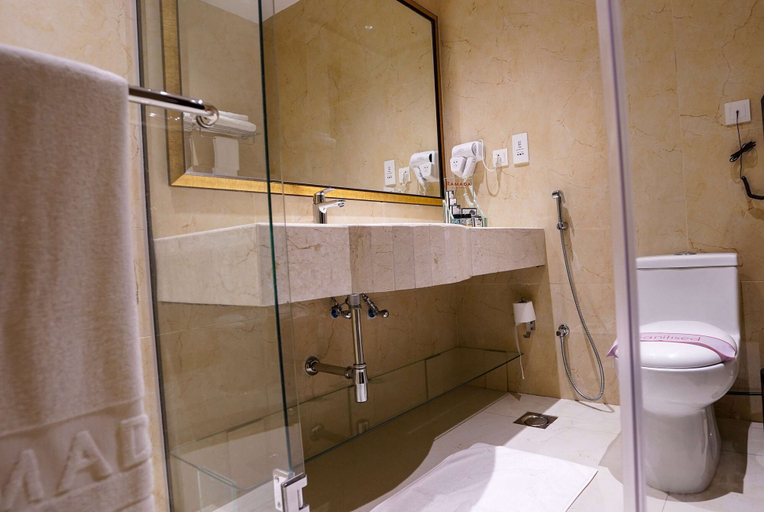 Bathroom 5, Ramada Resort by Wyndham Gilgit, Northern Areas