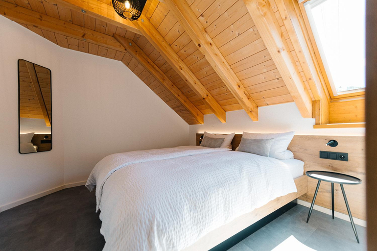 Bedroom 2, Moderne 2 Zi.FeWo BlackForest Art Nahe Freiburg, Emmendingen