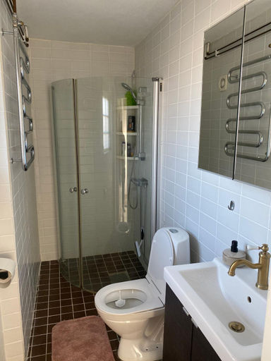 Bathroom 3, Bli Hel, Malmö