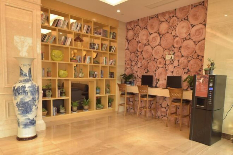 Others 5, GreenTree (Shuyang Development Zone Yingbin Avenue), Suqian