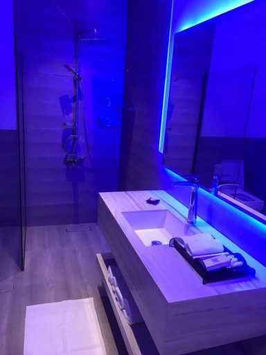 Bathroom, dana hotel, Riyadh