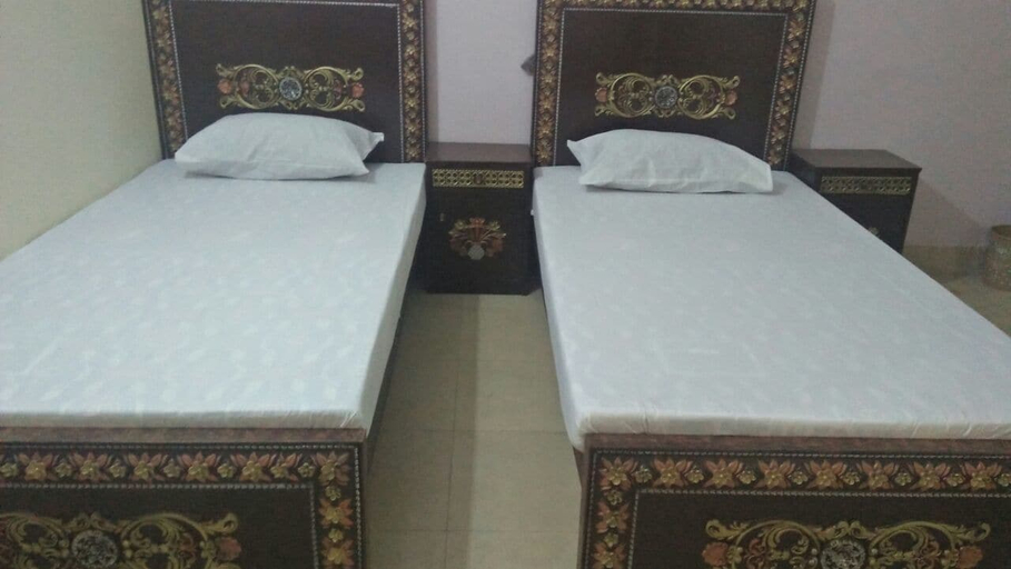 Bedroom 2, Queens Palace Hotel, Lahore