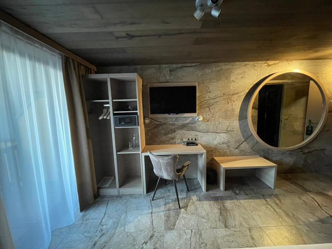 Bathroom 5, Hotel Fohlenhof, Mühldorf am Inn