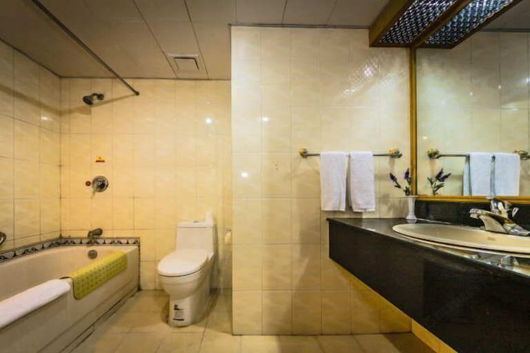 Bathroom 4, Meihai Hotel Wuyishan, Nanping