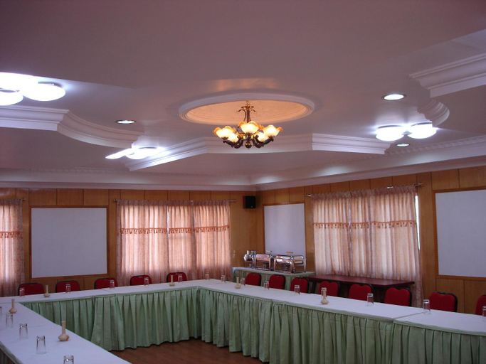 Others 5, Hotel Mount View, Dindigul