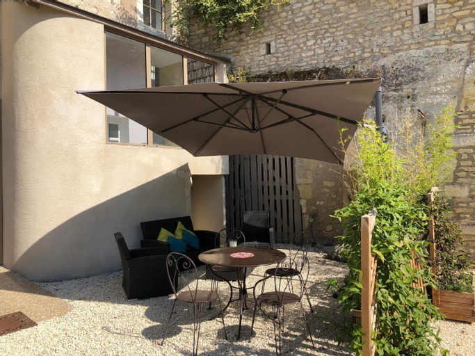 Exterior & Views 4, Cottage du chateau for 4 people 90 M- 2 bedrooms 2 bathrooms pool, Indre-et-Loire