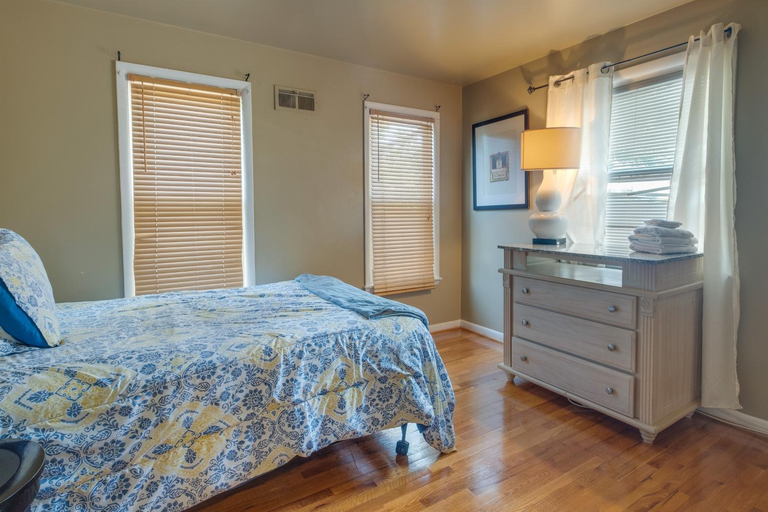 Others 2, Spacious Clinton Home with Patio 12 Mi to Capitol!, Prince George's