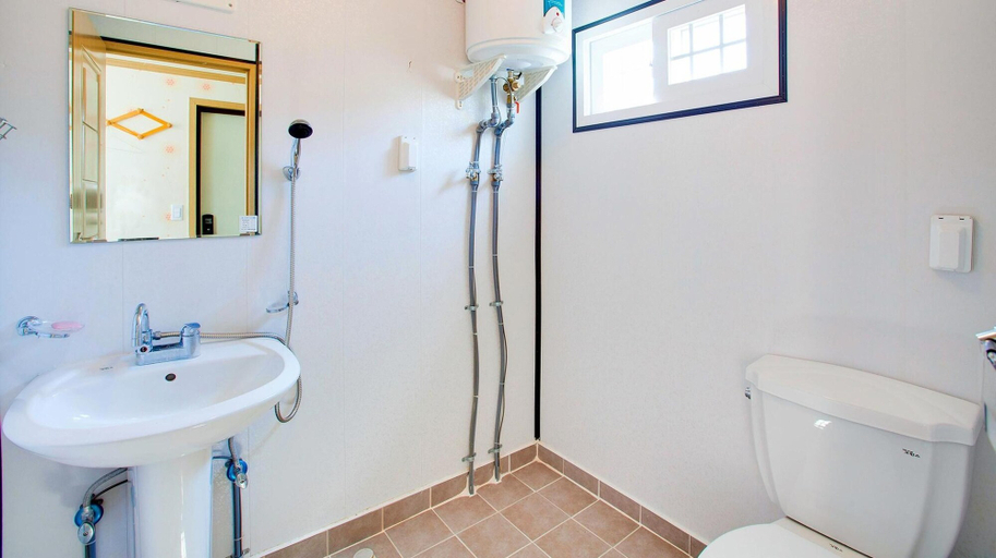 Bathroom 3, Samcheok Yedaum Pension, Samcheok