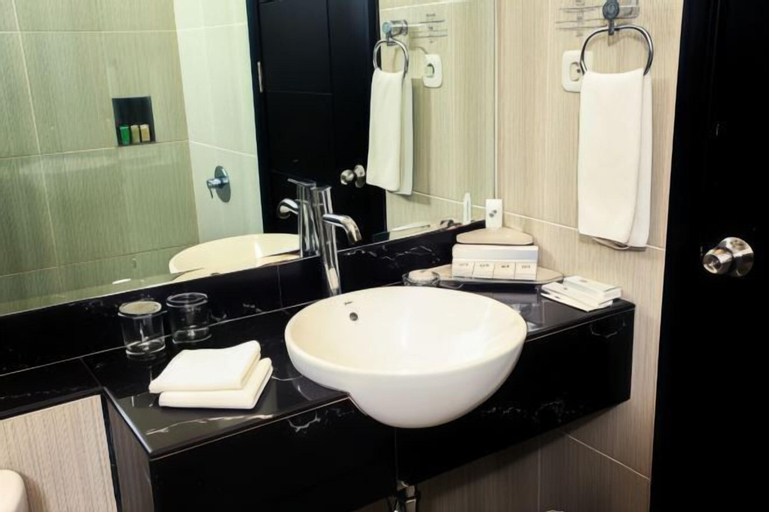 Bathroom 4