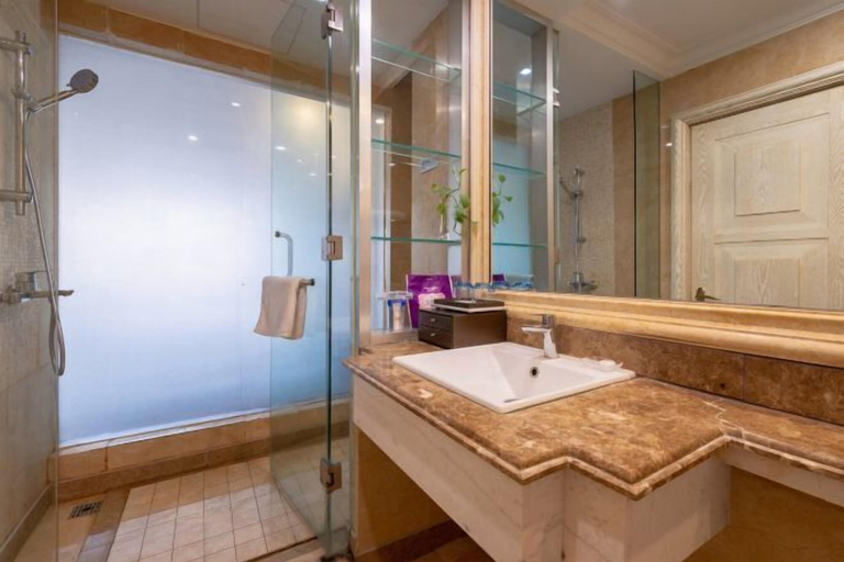 Bathroom 4, Hongjia International Hotel, Zhengzhou