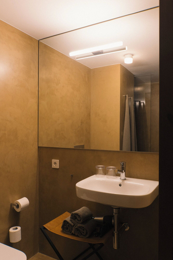 Bathroom 5, Jam Porto, Porto