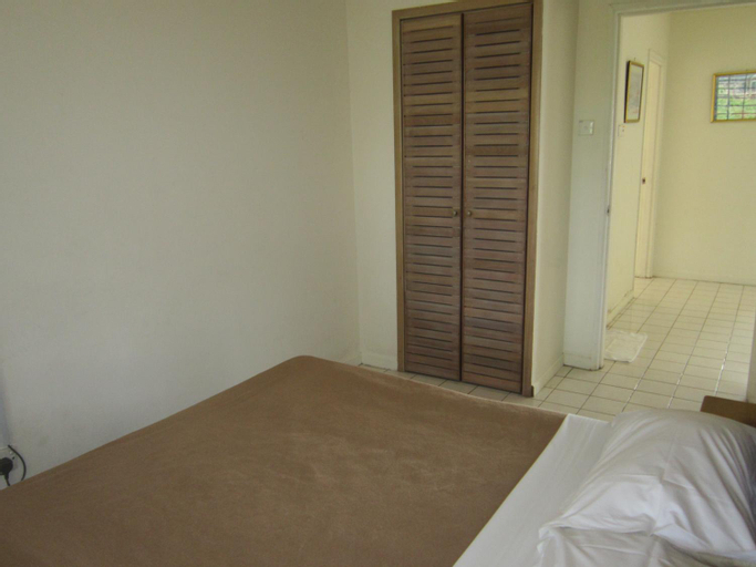 Bedroom 18