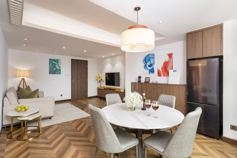 Dining Room 8