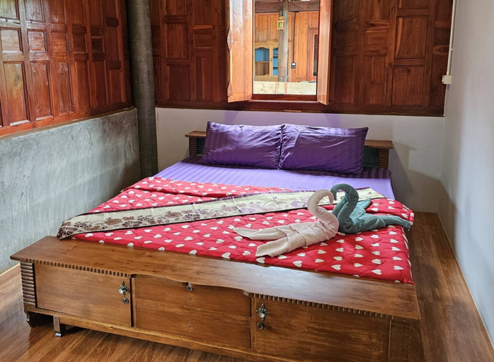 Bedroom 3, Nipatra Homestay, Taling Chan