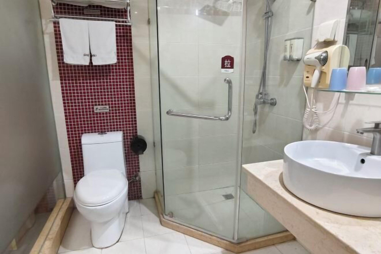 Bathroom 3, Huating Hotel (Jiangdu District Shaobo Ancient Town), Yangzhou