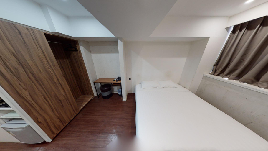 Bedroom 21