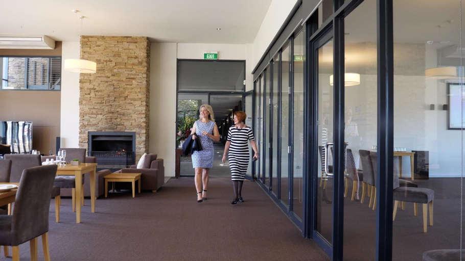 Food & Drinks 3, Barwon Heads Resort at 13th Beach, Greater Geelong - Pt B