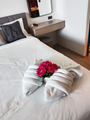 Bedroom 3, The Edge Central Pattaya by WCC, Pattaya