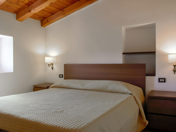 Bedroom 2, Apartment Ca' Pignoi-4 by Interhome, Verona