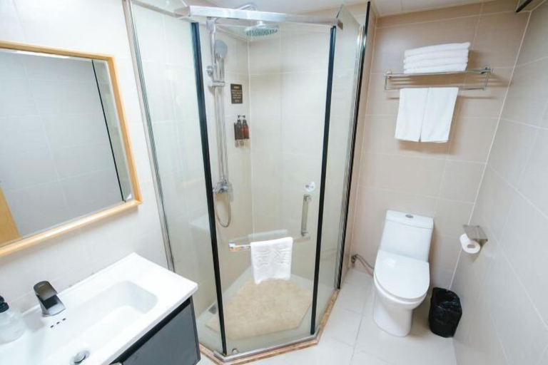 Bathroom 3, Home Inn UP Huayi Collection (Lu'an Railway Station Branch), Lu'an
