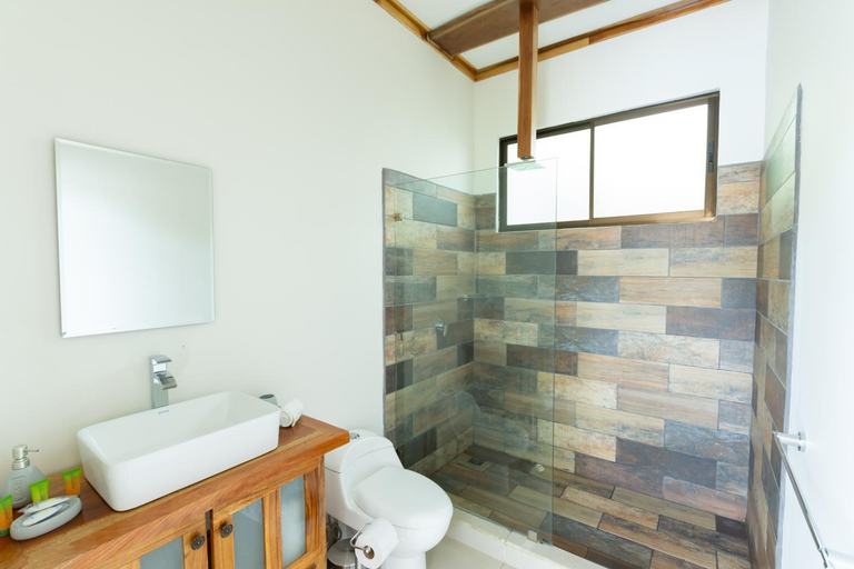 Bathroom, Villa Koi ~ Brand NEW Villa ~ 2 Bedrooms with Pool, Puntarenas