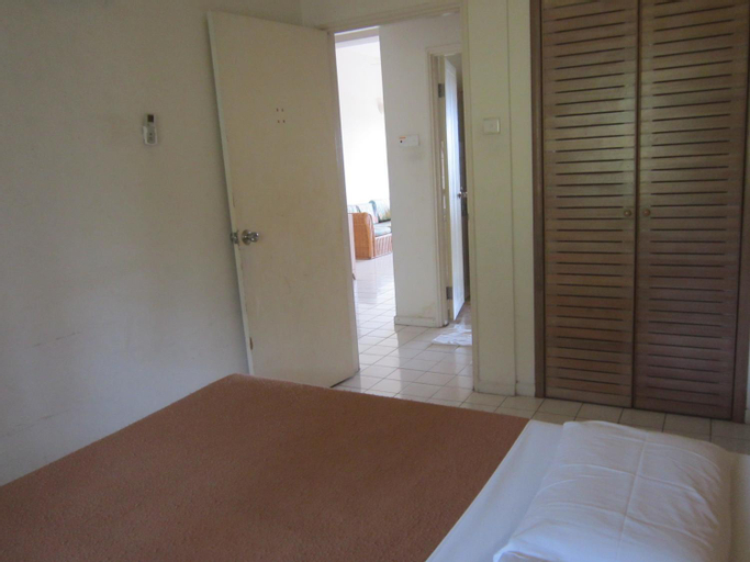 Bedroom 16