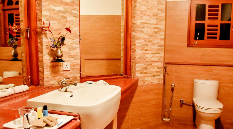 Bathroom 2, WISDOM BOUTIQUE RESORT, Kundasale