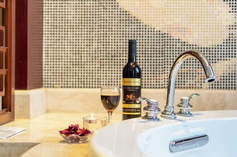 Bathroom 4