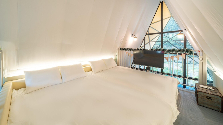 Bedroom 3, Gapyeong Iseom Poolvilla Pension, Gapyeong