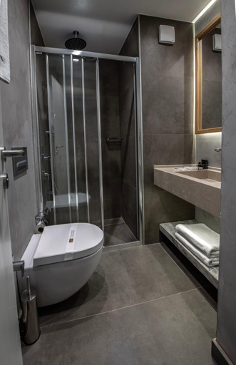 Bathroom 5, Hotel Bosfora, Beşiktaş