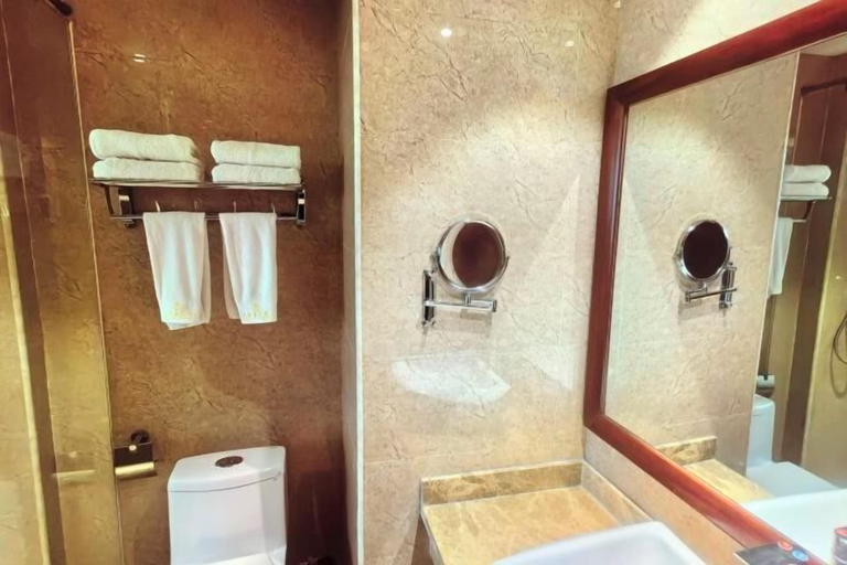 Bathroom 4, Guang'anxin Hotel, Hami