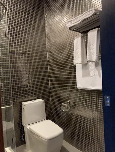 Bathroom, Caotun Zhida Craft Service Guest House, Nantou