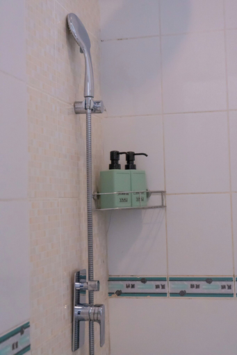 Bathroom 4, Vaali Maldives Island Escapes & Dive, Vaavu Atoll