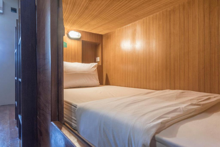 Bedroom 5, Suneta Hostel Khaosan, Phra Nakhon