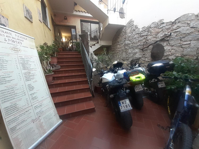 Others 3, b&b il Portico Orgosolo, Nuoro