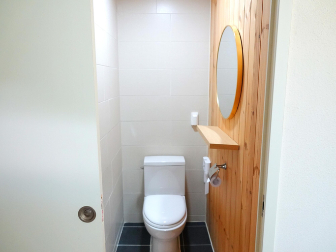 Bathroom 3, Jeju Eltzutown Pension, Jeju