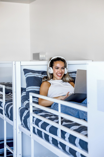 Bedroom 27