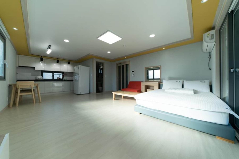 Bedroom 3, Busan Haeoream Pension, Haeundae