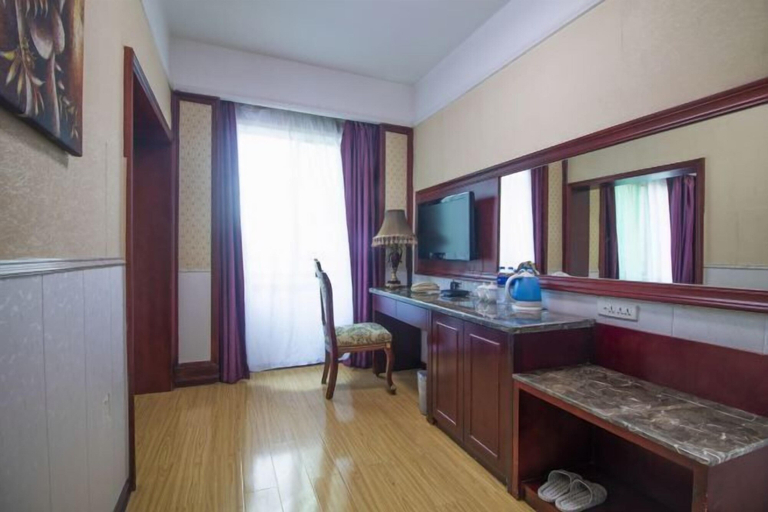 Others 5, Jinrui Hotel, Tongren