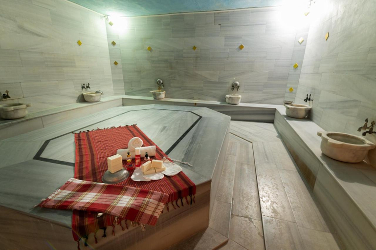 Bathroom, Grand Hotel Deri̇n, Kemer