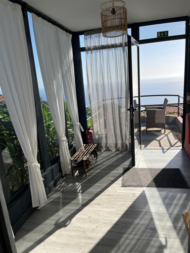 Others 5, Panoramic House, Ribeira Brava