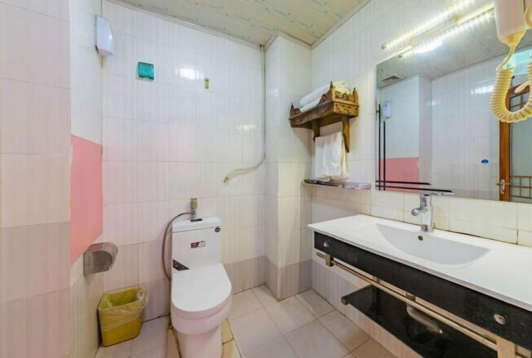 Bathroom 3, Xishuangbanna Elephanthome Hotel, Xishuangbanna Dai