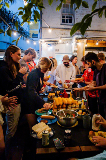 Food & Drinks 8