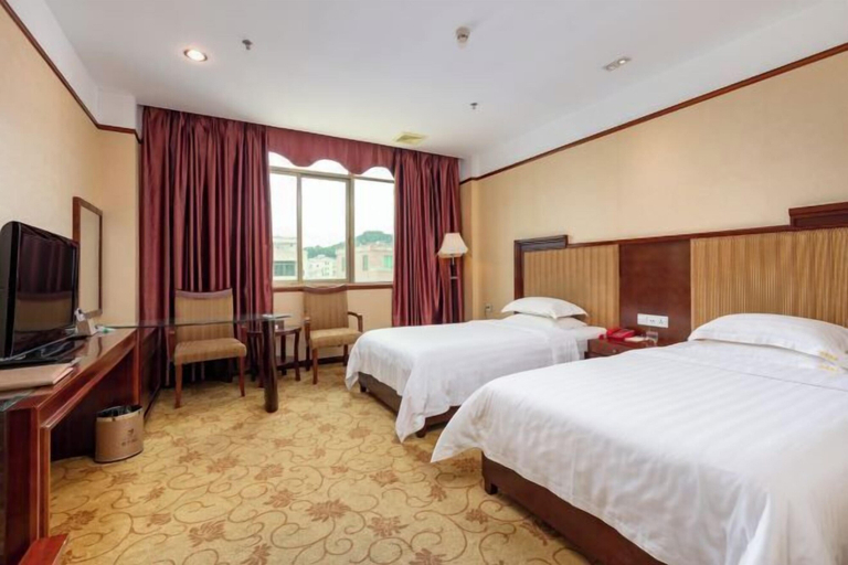 Bedroom 3, Yinwan Hotel( South China country garden store), Guangzhou