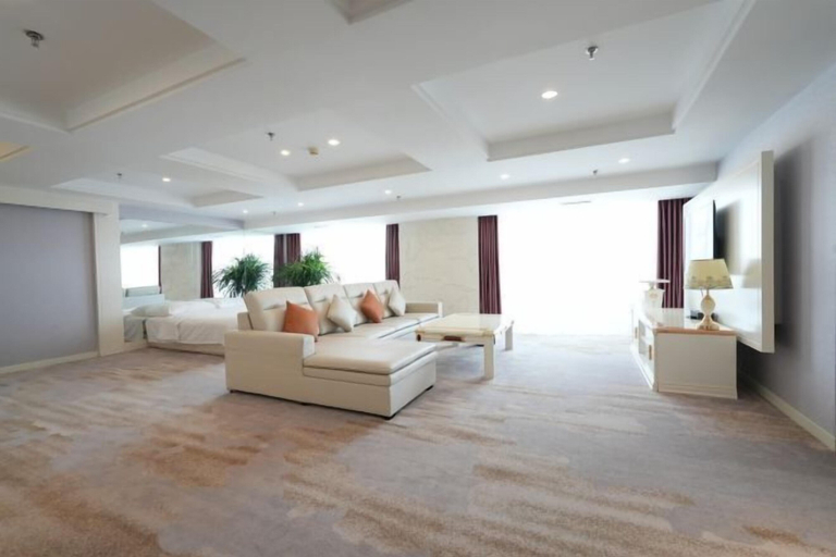 Bedroom 3, Tumenjiang Business Hotel, Yanbian Korean